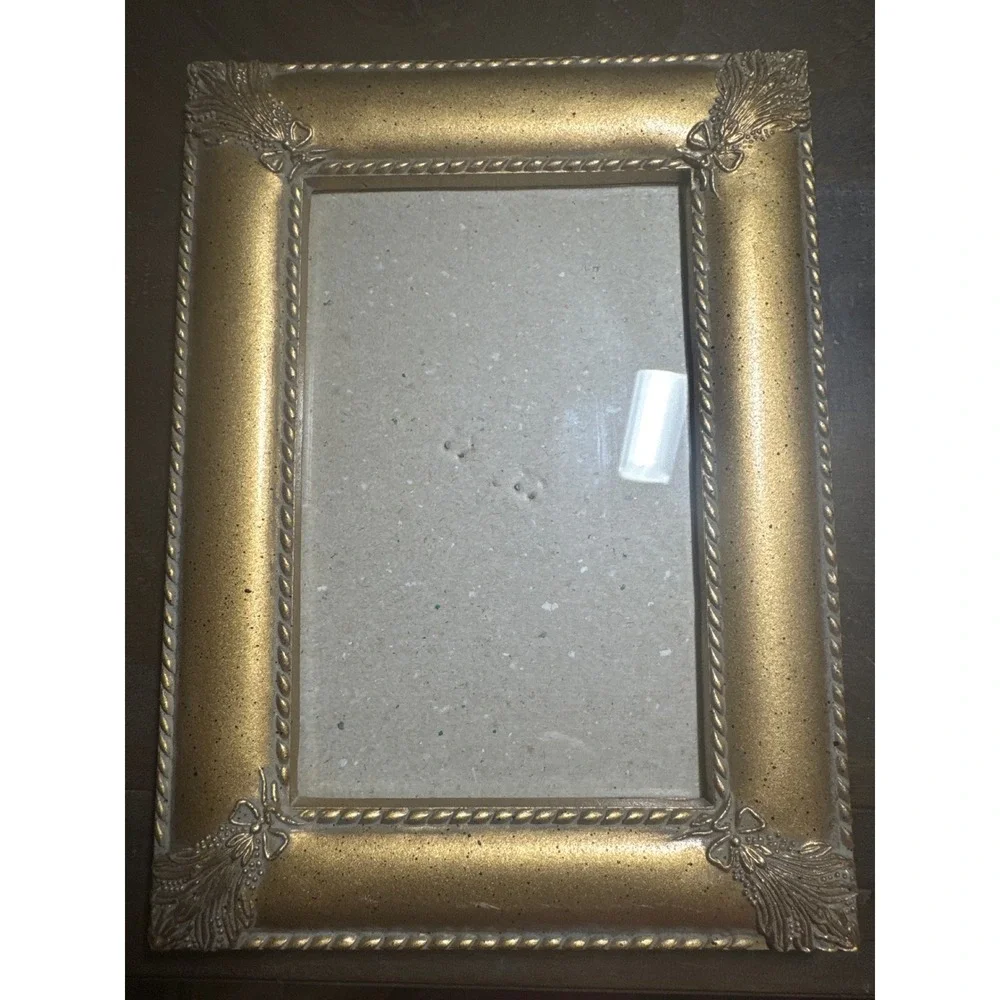 Fetco Vintage Gold Ornate Rope Border Picture Frame 4x6 Tabletop Decor